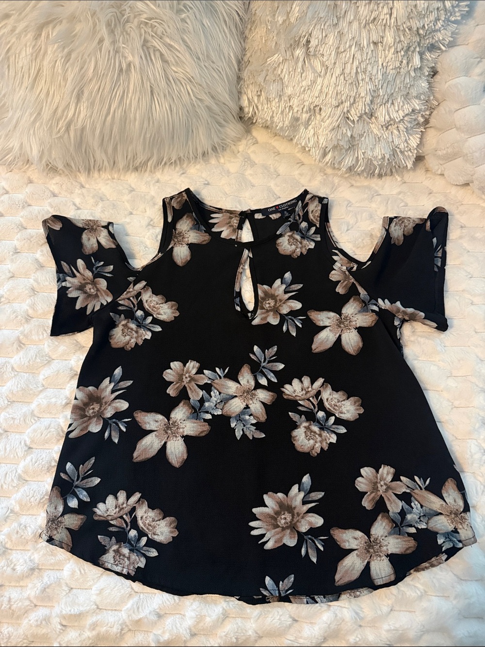 Black Floral Cold-Shoulder Blouse with Keyhole Neck